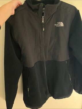 The North Face Black Full-Zip Fleece Jacket